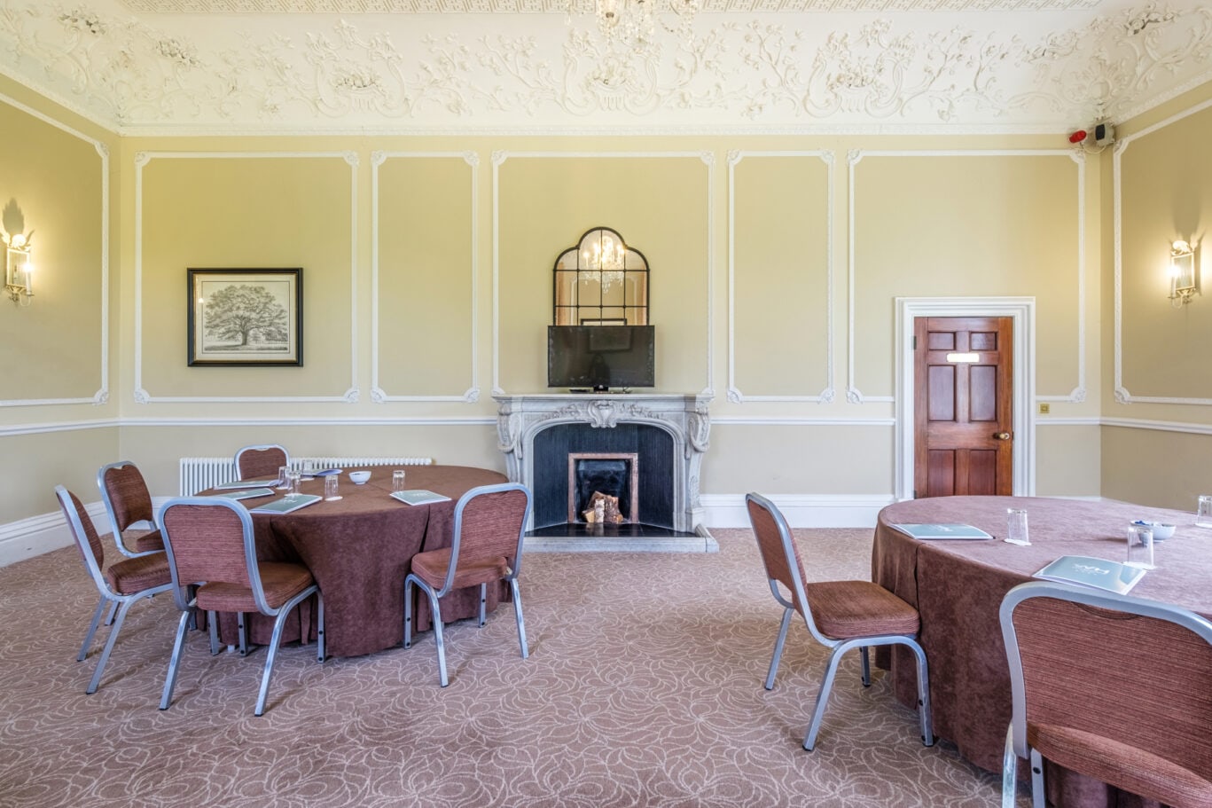 Drawing room corporate