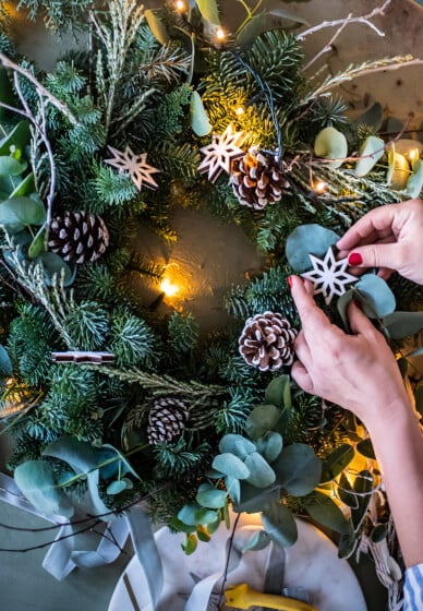 wreath making 4