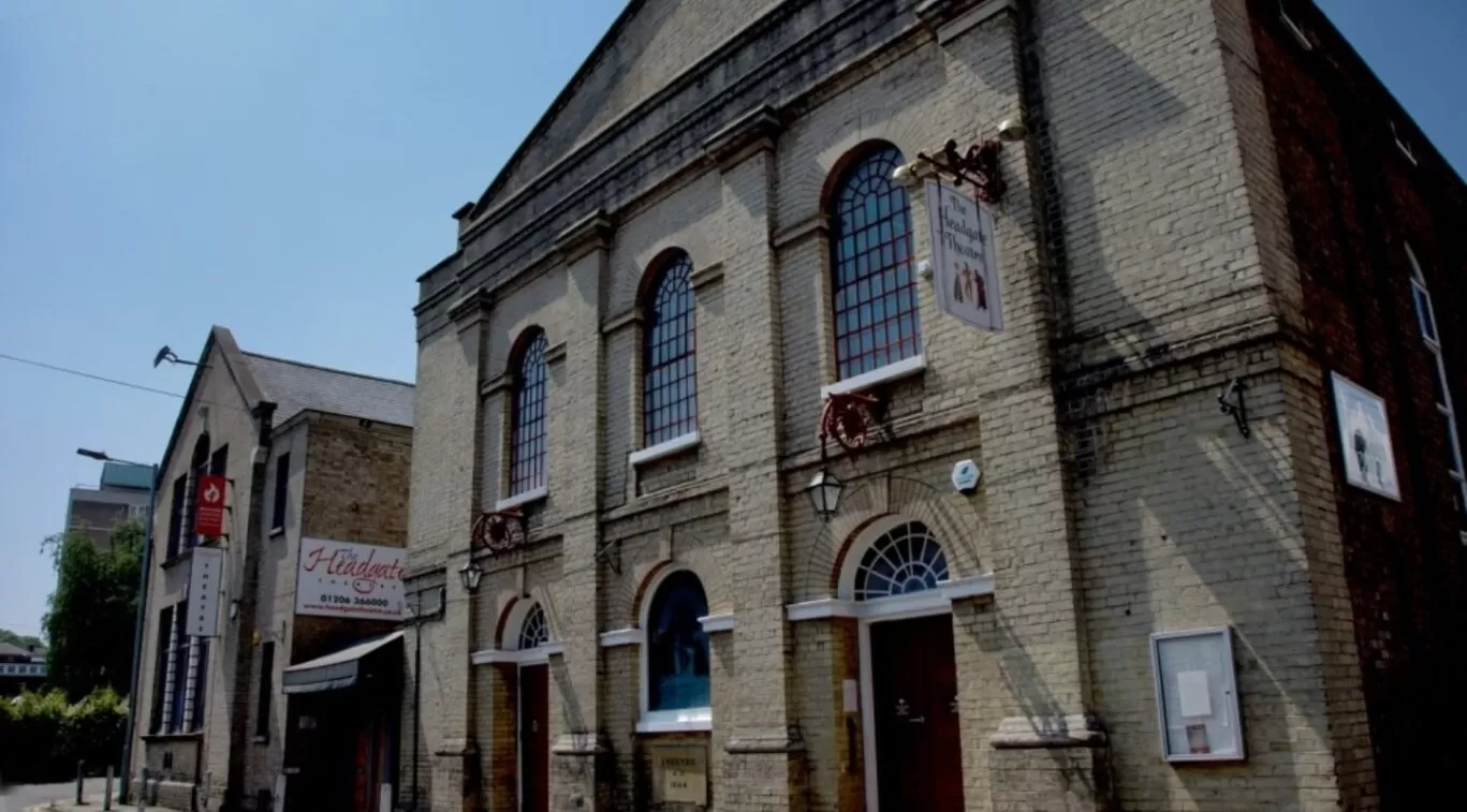 headgate-theatre-1367×757